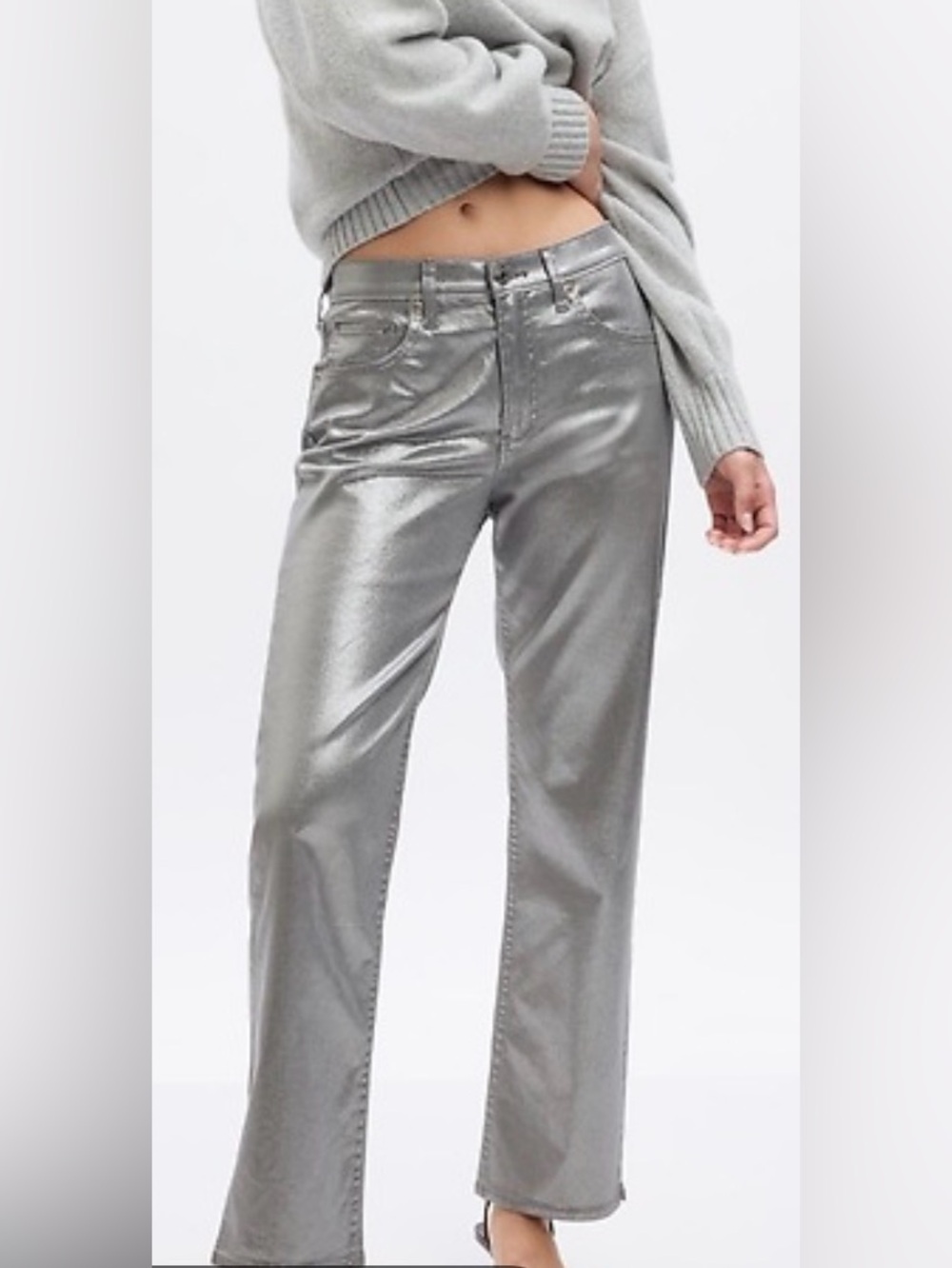 GAP 90’s Loose Mid Rise Metallic Silver Straight-Leg Jeans NWOT Never Worn!